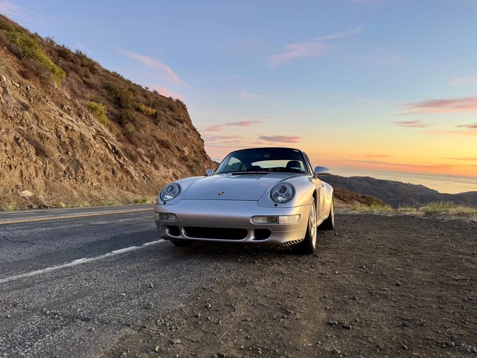 1997 Porsche 993 Carrera 4S - Image 12 of 31