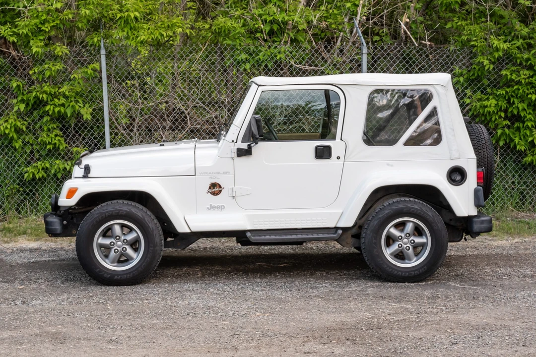 1998 Jeep TJ Wrangler - Image 3 of 31