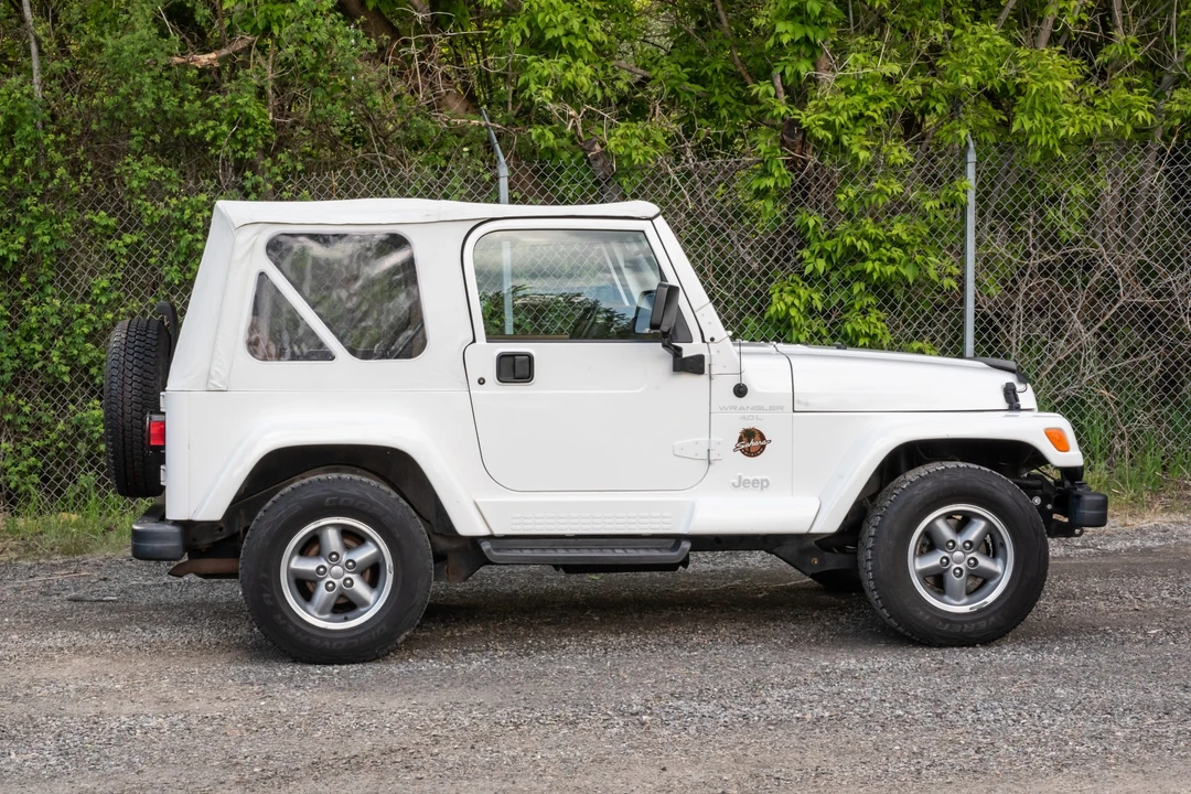1998 Jeep TJ Wrangler - Image 8 of 31
