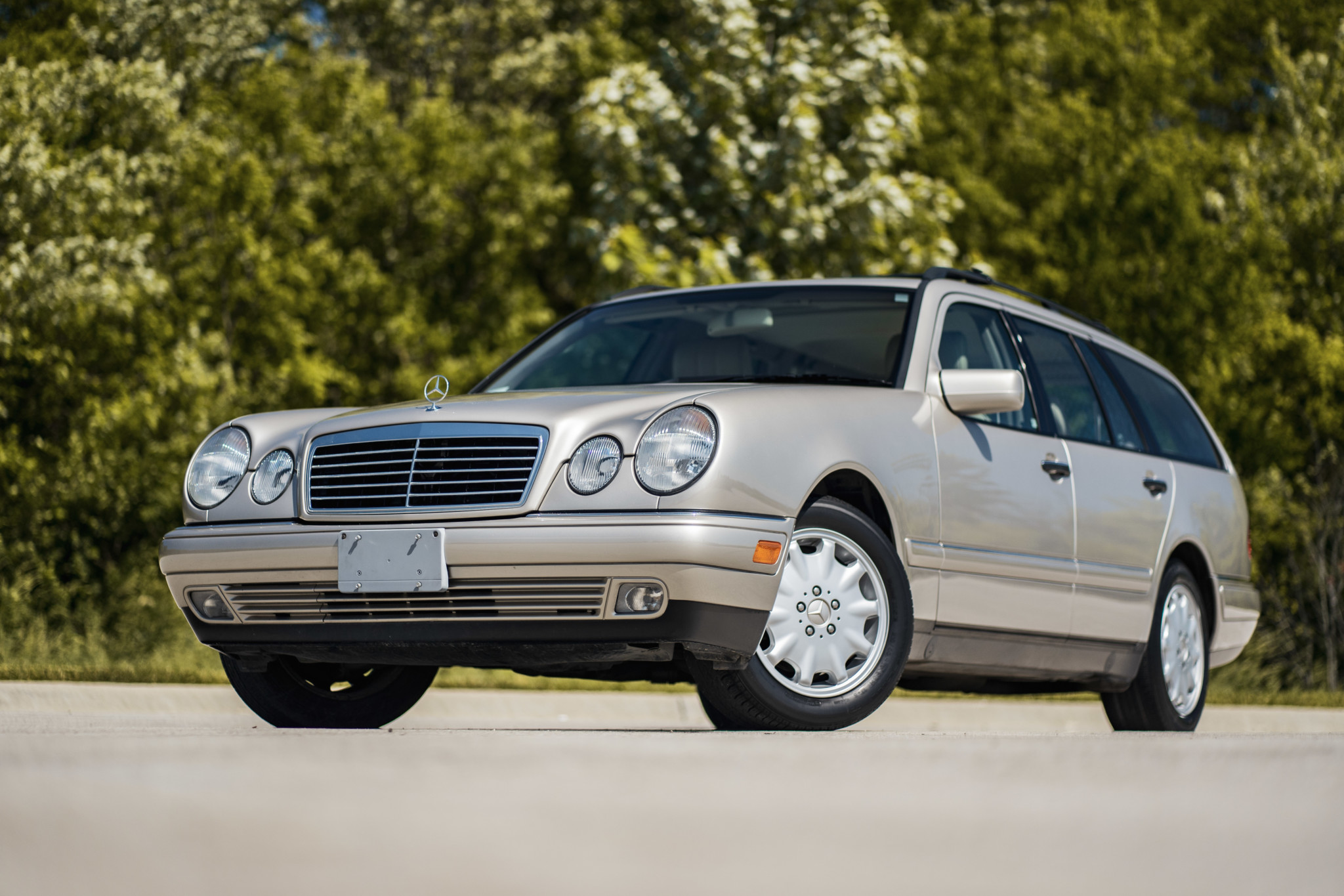 47k-Mile 1998 Mercedes-Benz E320 Wagon