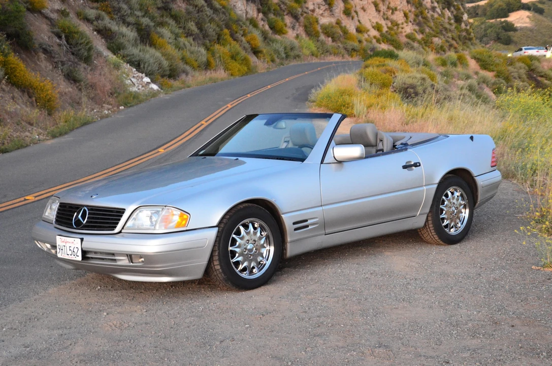 1998 Mercedes-Benz R129 SL-Class - Image 2 of 31