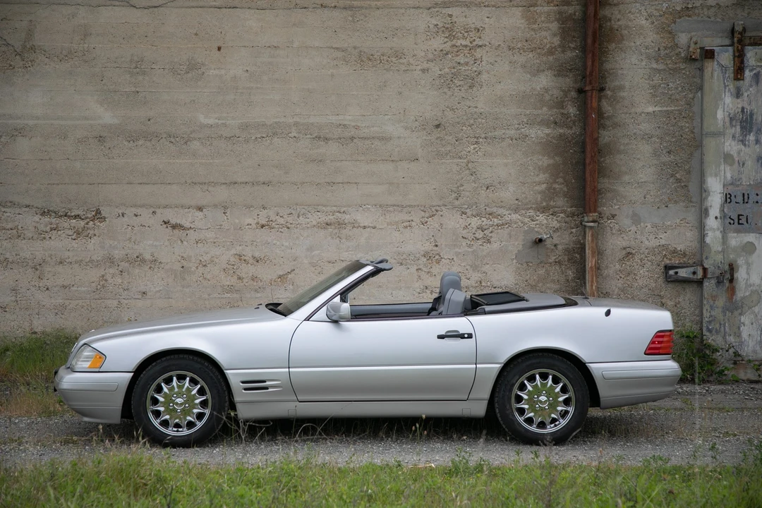 1998 Mercedes-Benz R129 SL-Class - Image 8 of 31