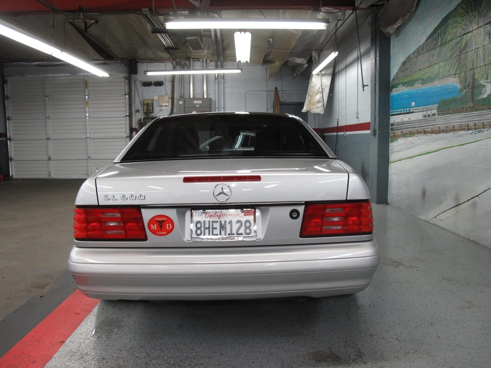 1998 Mercedes-Benz R129 SL-Class - Image 11 of 31