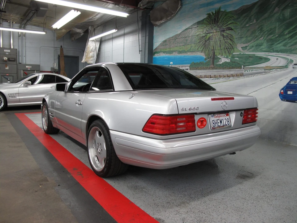 1998 Mercedes-Benz R129 SL-Class - Image 9 of 31