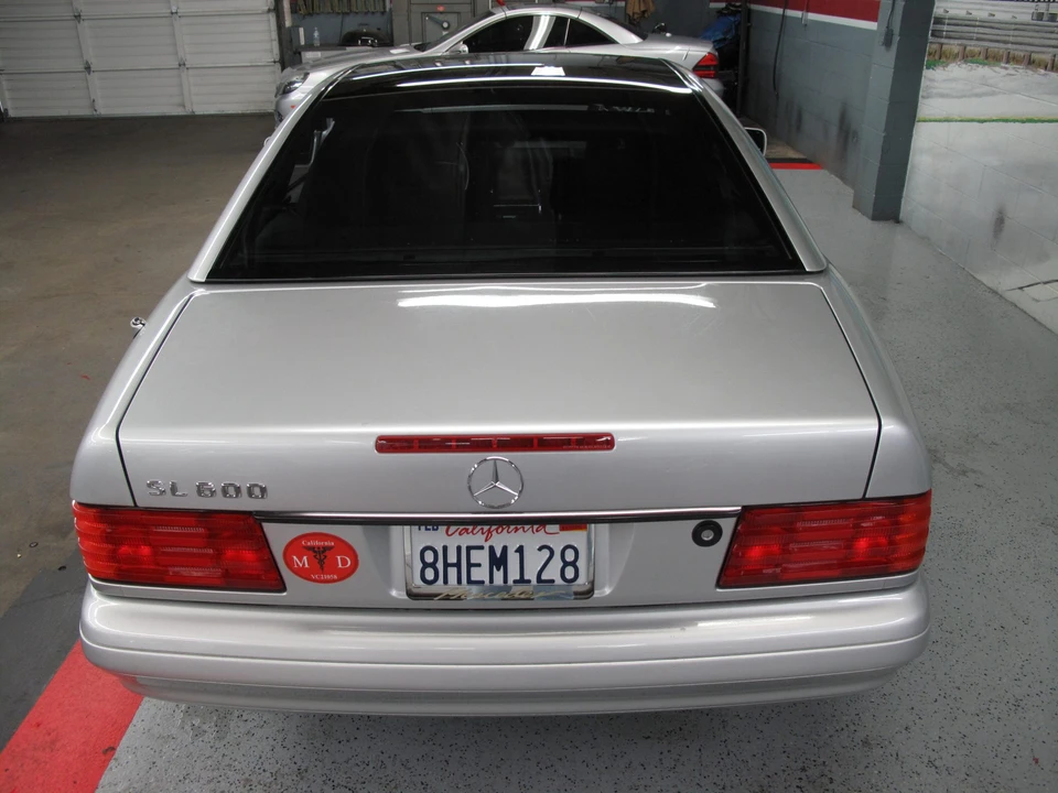 1998 Mercedes-Benz R129 SL-Class - Image 10 of 31