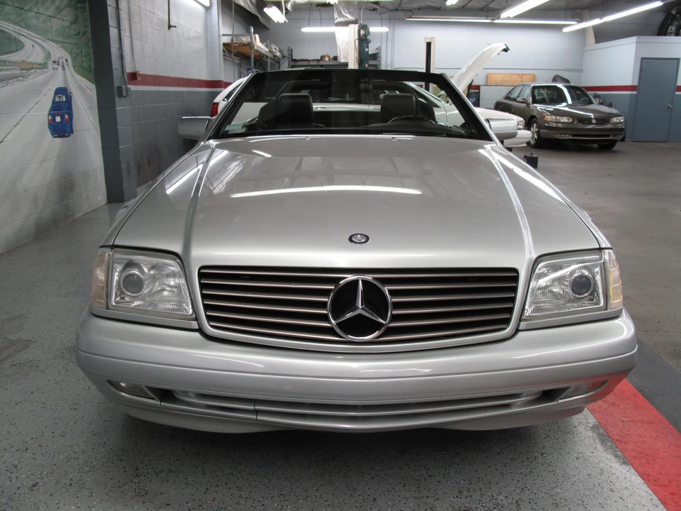 1998 Mercedes-Benz R129 SL-Class - Image 16 of 31