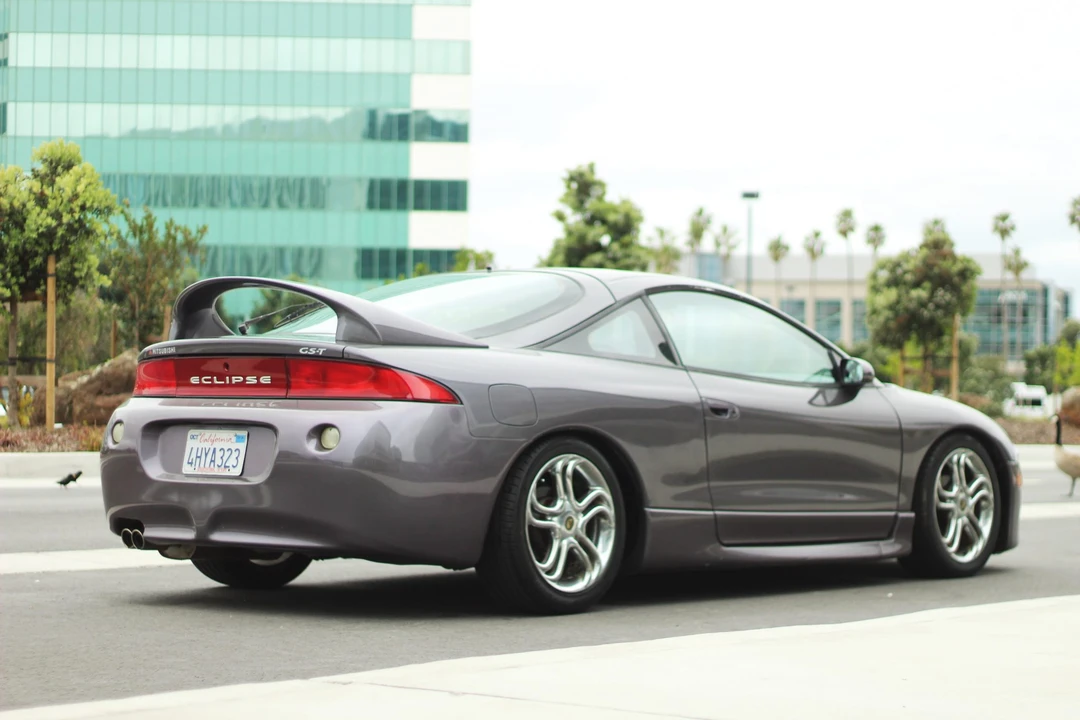 1998 Mitsubishi Eclipse 2nd Gen - Image 16 of 31