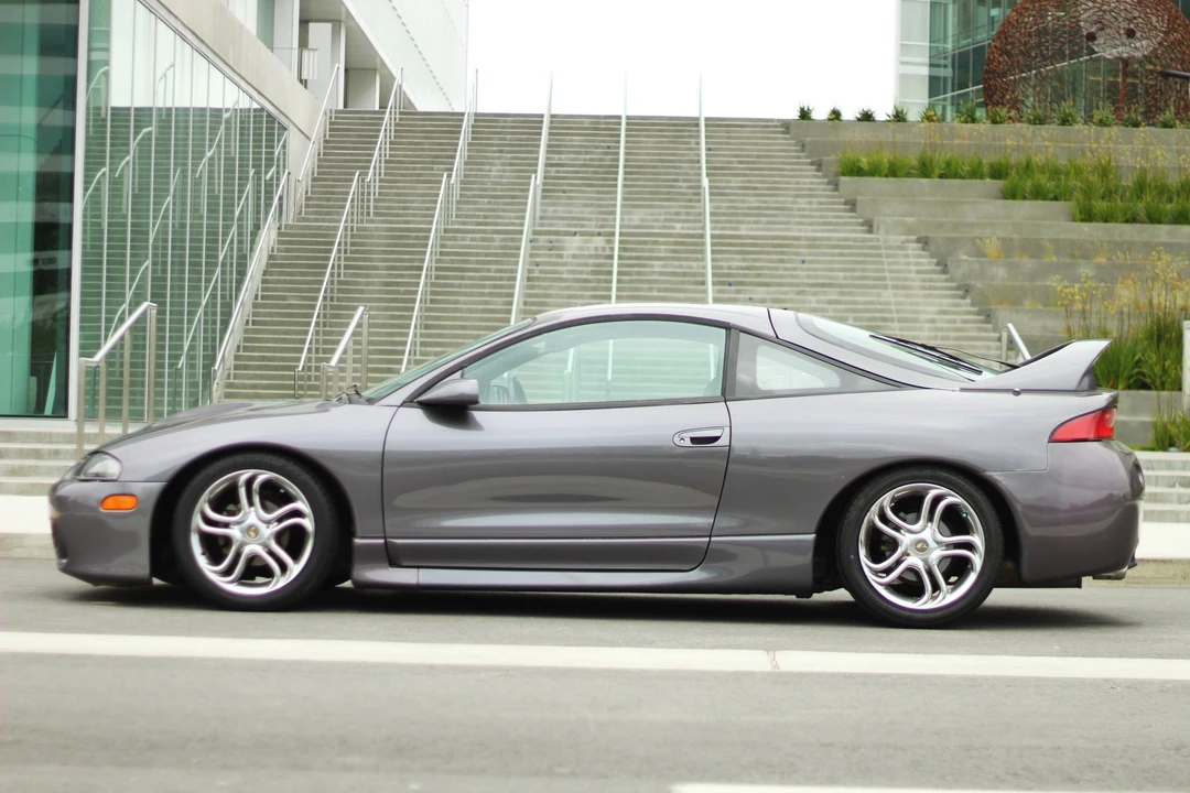 1998 Mitsubishi Eclipse 2nd Gen - Image 10 of 31