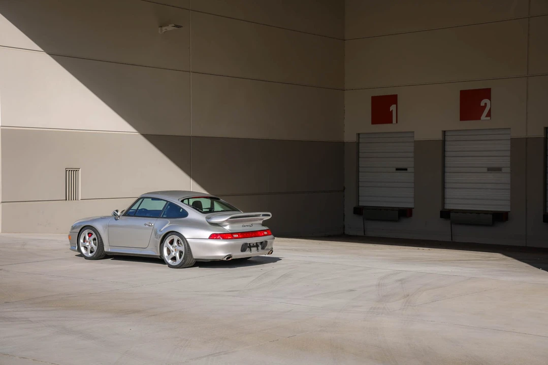 1998 Porsche 993 Carrera S - Image 26 of 31