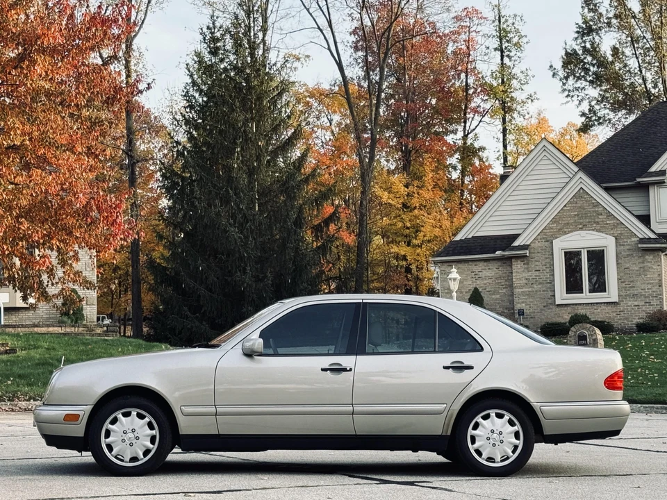 1999 Mercedes-Benz W210 E-Class - Image 9 of 31