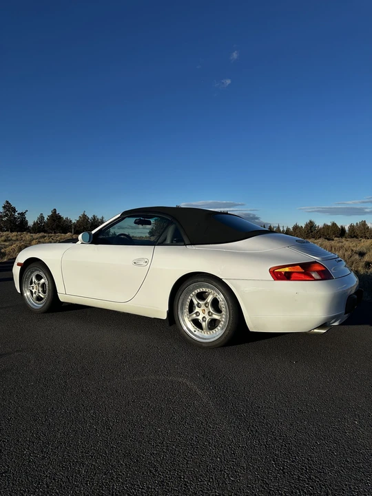 1999 Porsche 996 Carrera - Image 27 of 31