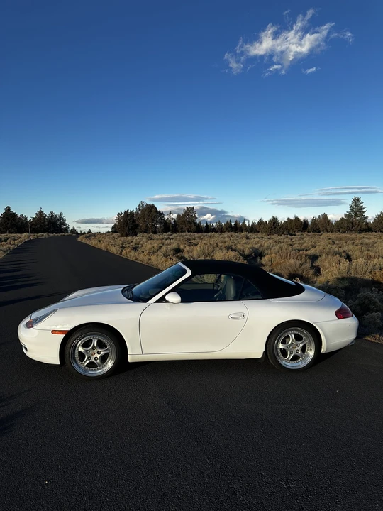 1999 Porsche 996 Carrera - Image 24 of 31