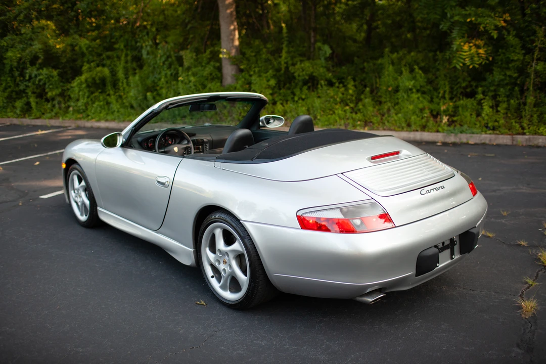 1999 Porsche 996 Carrera - Image 26 of 31