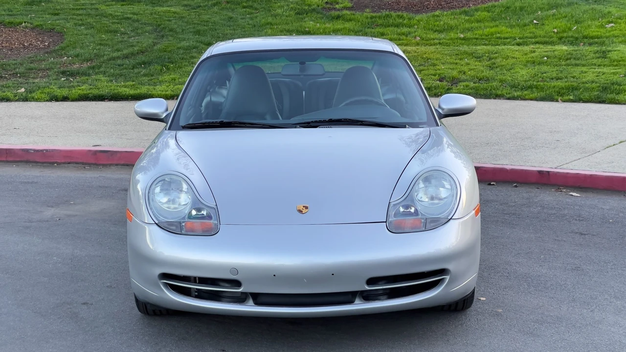 1999 Porsche 996 Carrera - Image 9 of 31