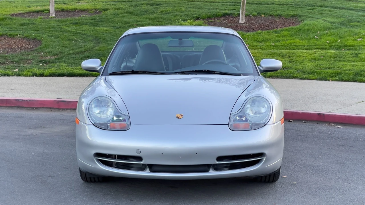 1999 Porsche 996 Carrera - Image 11 of 31