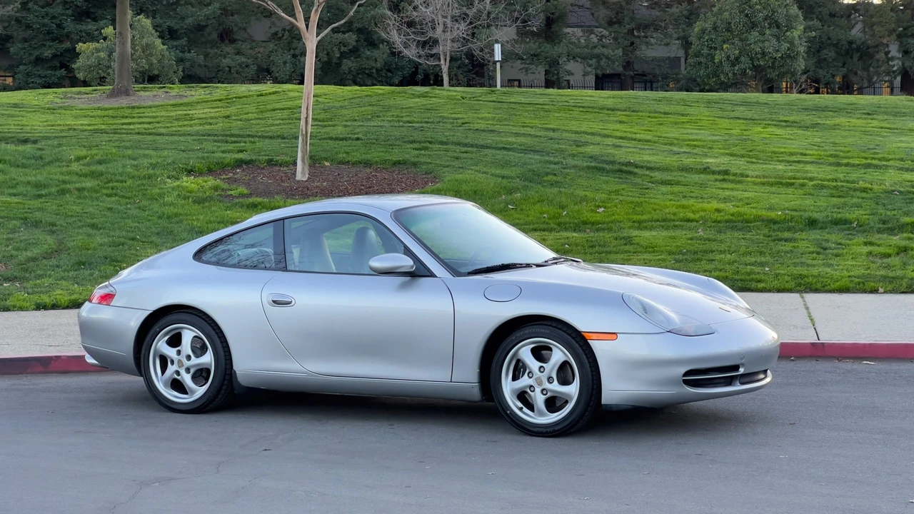 1999 Porsche 996 Carrera - Image 18 of 31