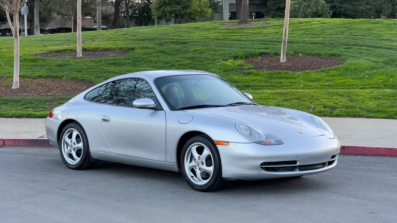 1999 Porsche 996 Carrera - Image 15 of 31