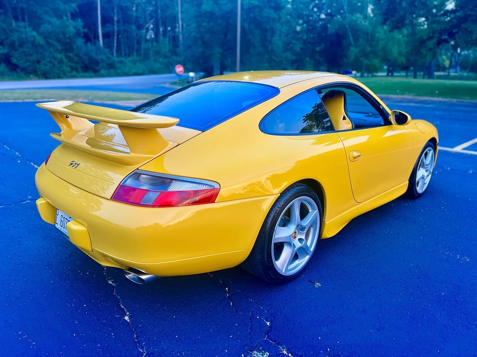 1999 Porsche 996 Carrera - Image 28 of 31