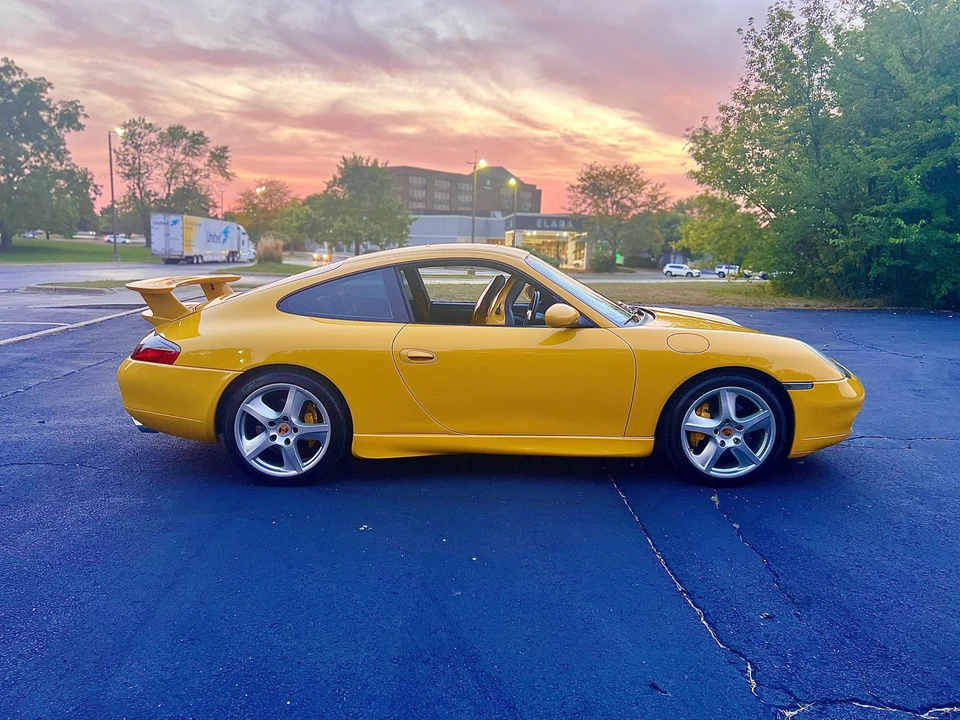 1999 Porsche 996 Carrera - Image 24 of 31