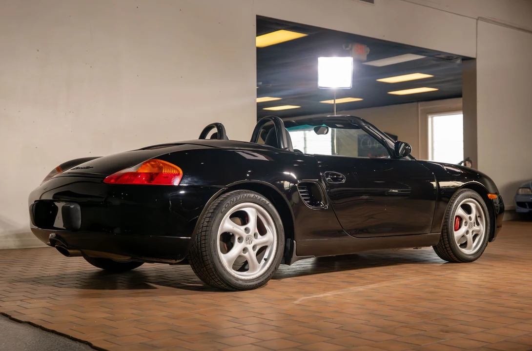 1999 Porsche 986 Boxster - Image 14 of 31