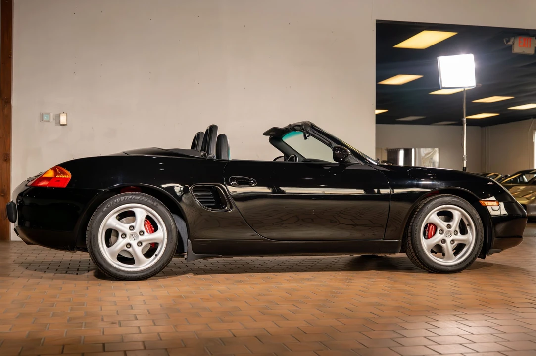 1999 Porsche 986 Boxster - Image 12 of 31