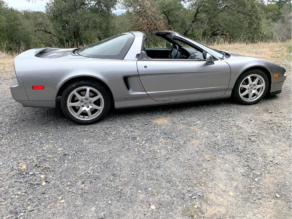 2000 Acura NA2 NSX - Image 10 of 31