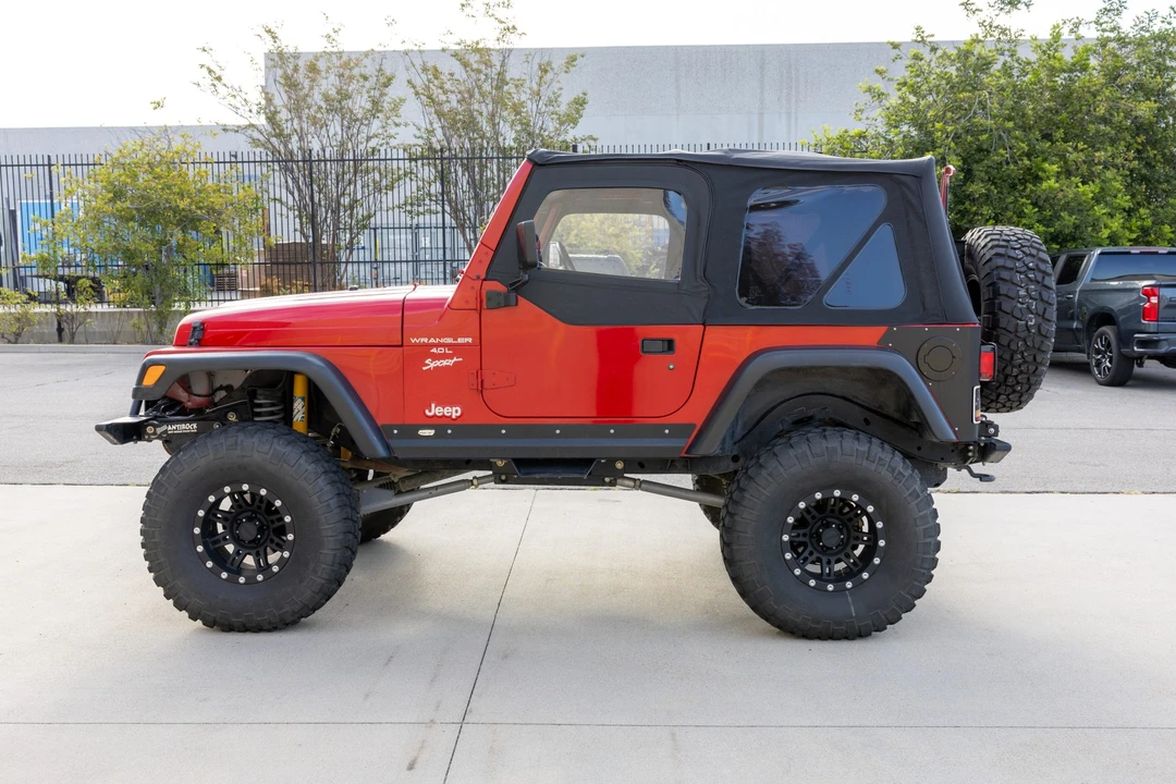 2000 Jeep TJ Wrangler - Image 9 of 31