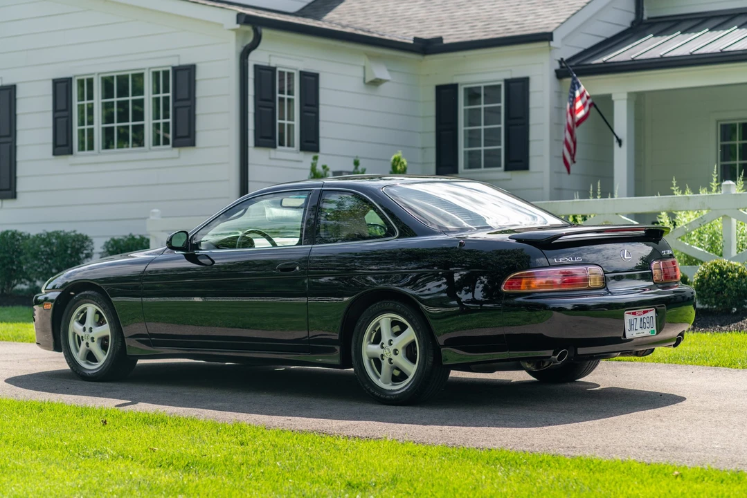 2000 Lexus SC400 - Image 9 of 31