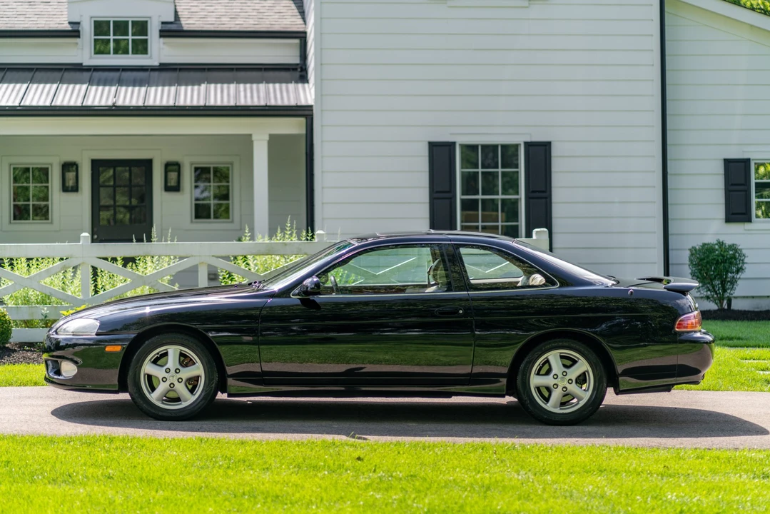 2000 Lexus SC400 - Image 8 of 31