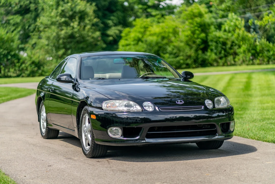 2000 Lexus SC400 - Image 3 of 31