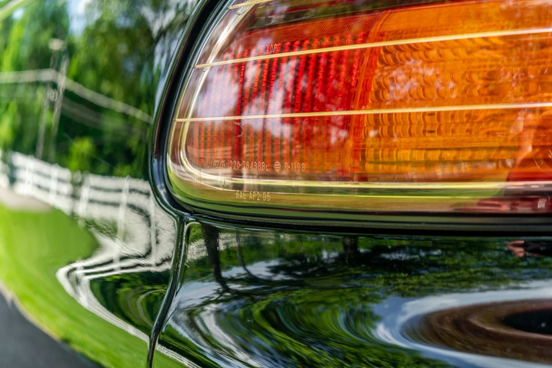 2000 Lexus SC400 - Image 29 of 31
