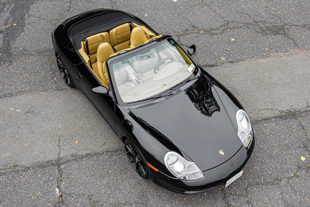 2000 Porsche 996 Carrera - Image 30 of 31