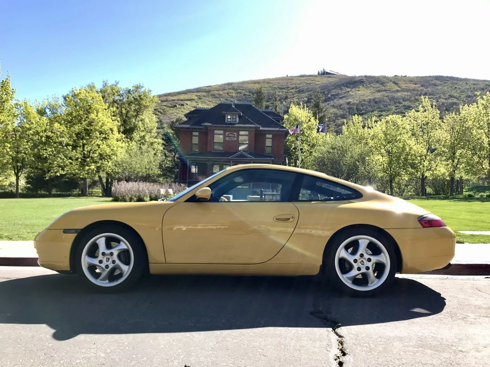 2000 Porsche 996 Carrera - Image 25 of 31