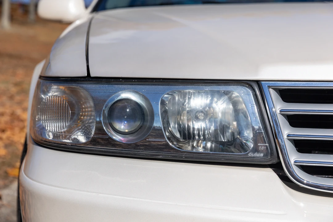 2001 Cadillac Seville - Image 16 of 31