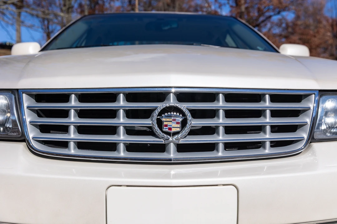 2001 Cadillac Seville - Image 17 of 31