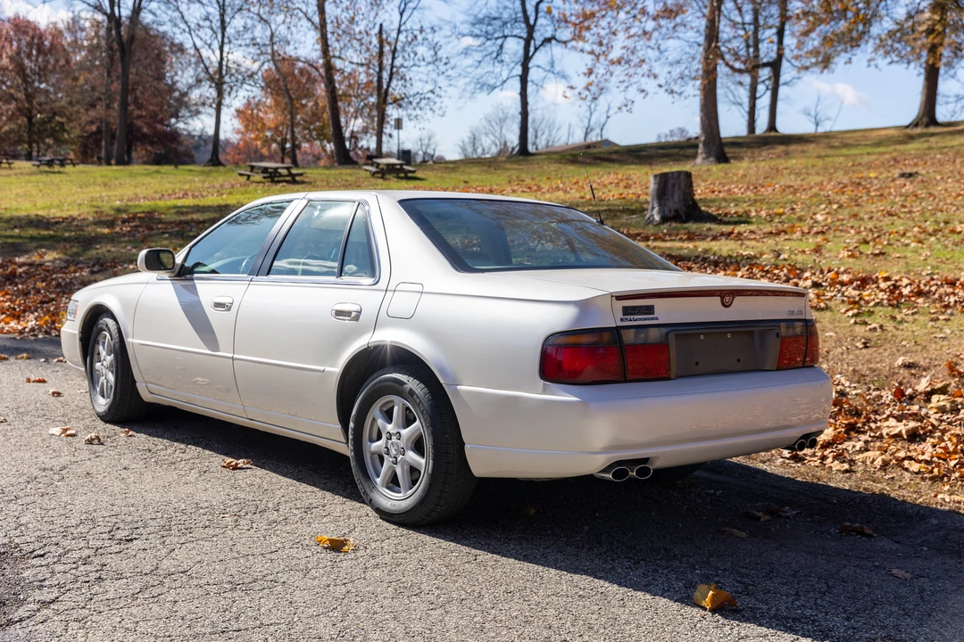 2001 Cadillac Seville - Image 13 of 31