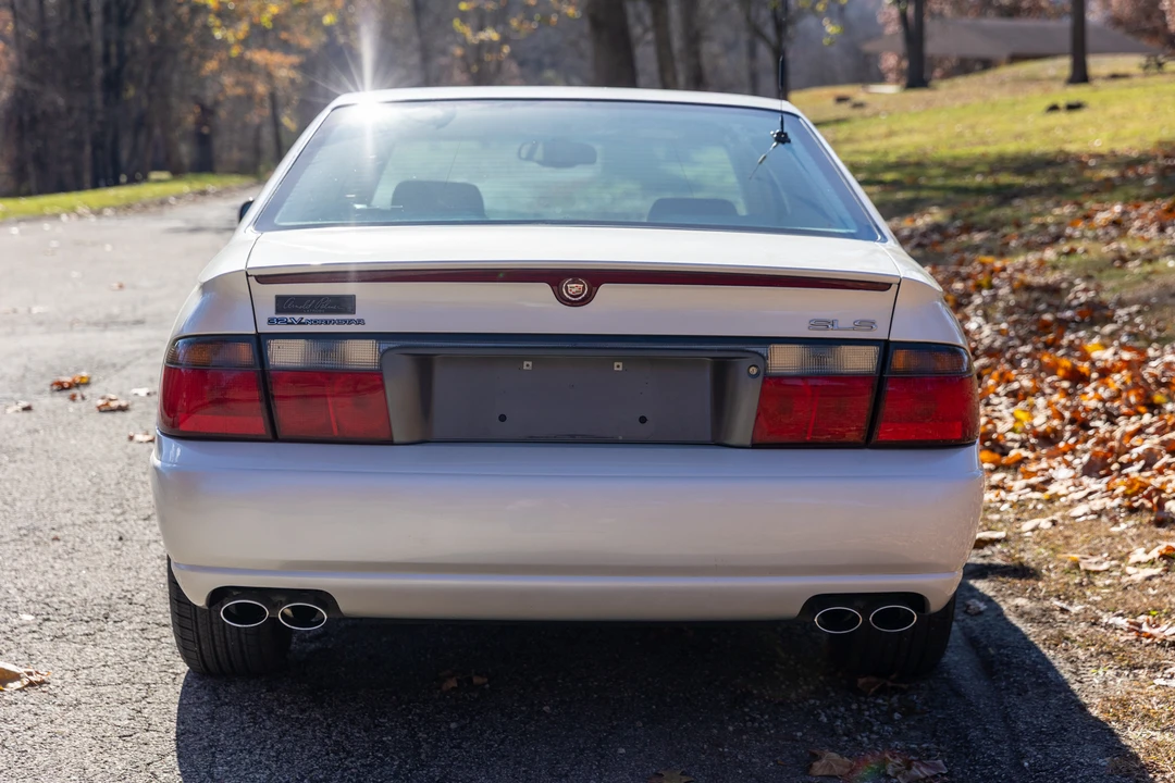 2001 Cadillac Seville - Image 29 of 31
