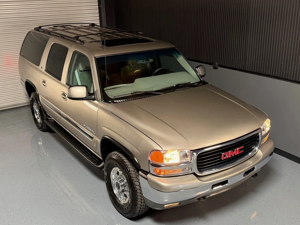 2001 GMC Yukon 2nd Gen - Image 11 of 31