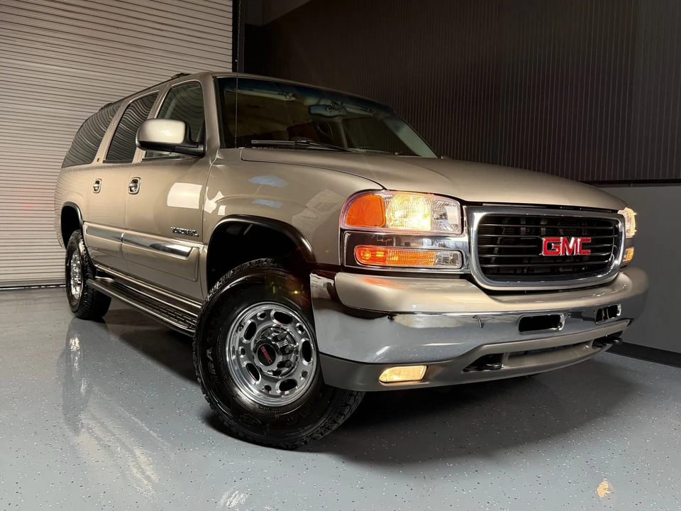 2001 GMC Yukon 2nd Gen - Image 4 of 31