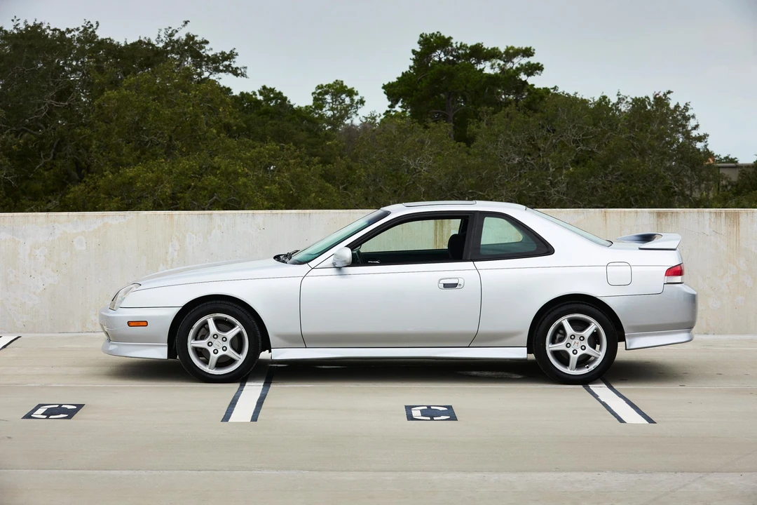 2001 Honda Prelude 5th Gen - Image 11 of 31