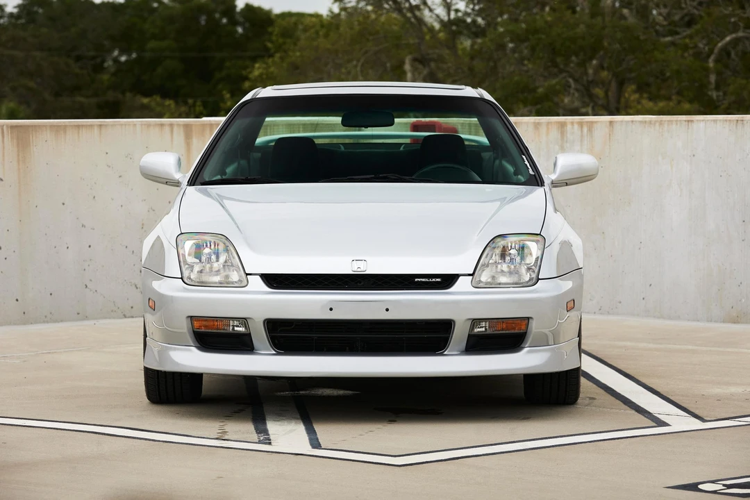2001 Honda Prelude 5th Gen - Image 3 of 31