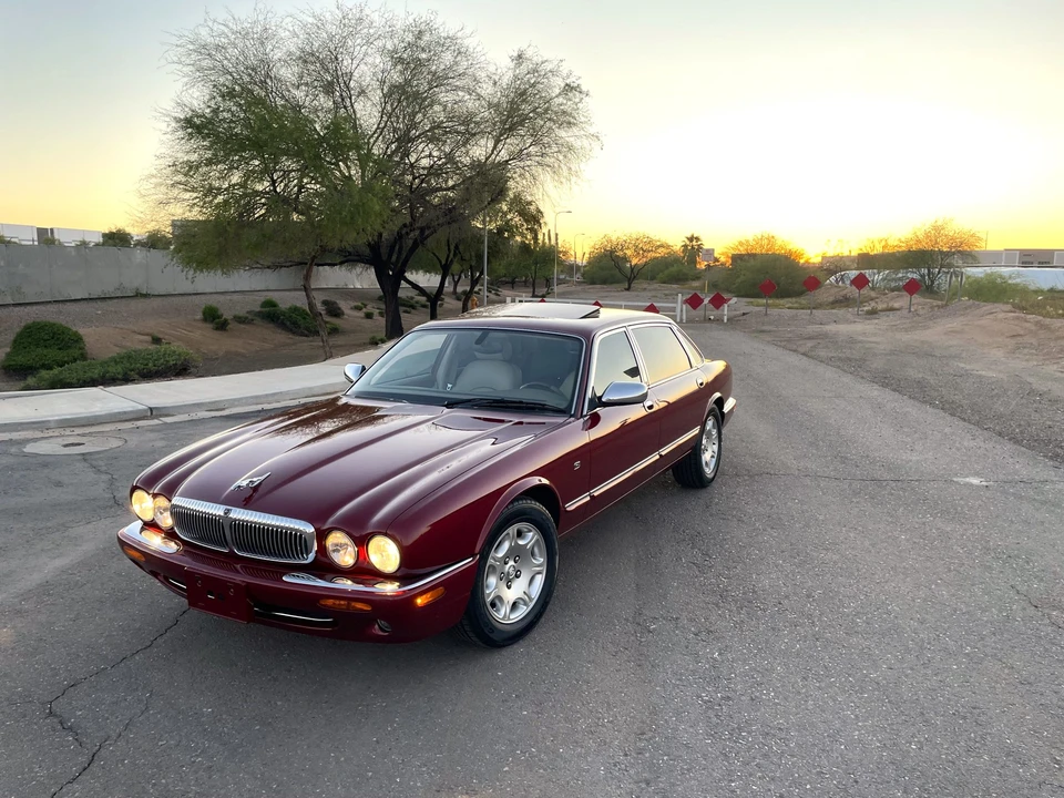 2001 Jaguar X308 XJ - Image 5 of 31
