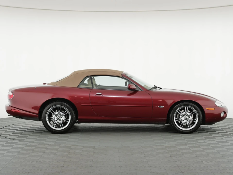 2001 Jaguar X100 XK8 - Image 7 of 31