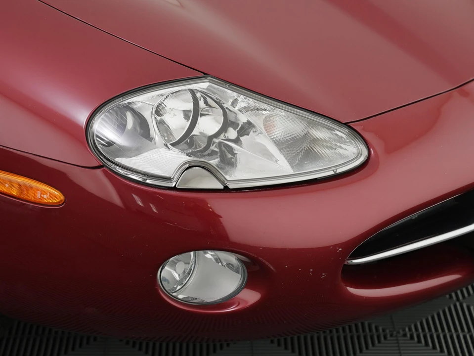 2001 Jaguar X100 XK8 - Image 27 of 31