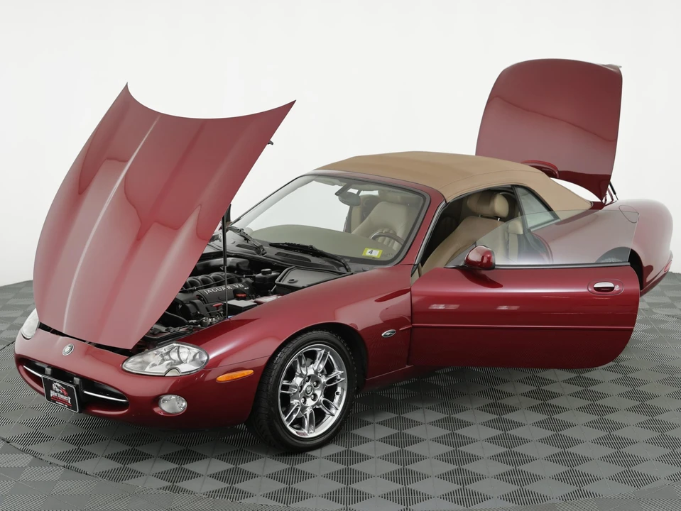 2001 Jaguar X100 XK8 - Image 22 of 31