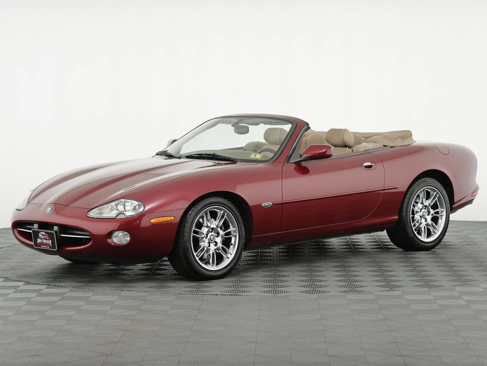 2001 Jaguar X100 XK8 - Image 14 of 31
