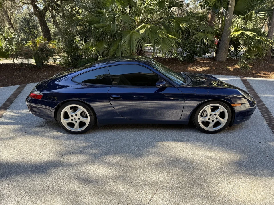 2001 Porsche 996 Carrera 4 - Image 23 of 31