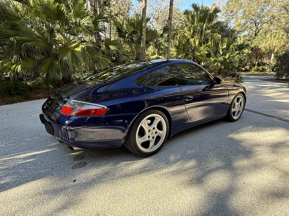 2001 Porsche 996 Carrera 4 - Image 21 of 31