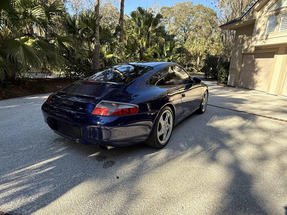 2001 Porsche 996 Carrera 4 - Image 18 of 31