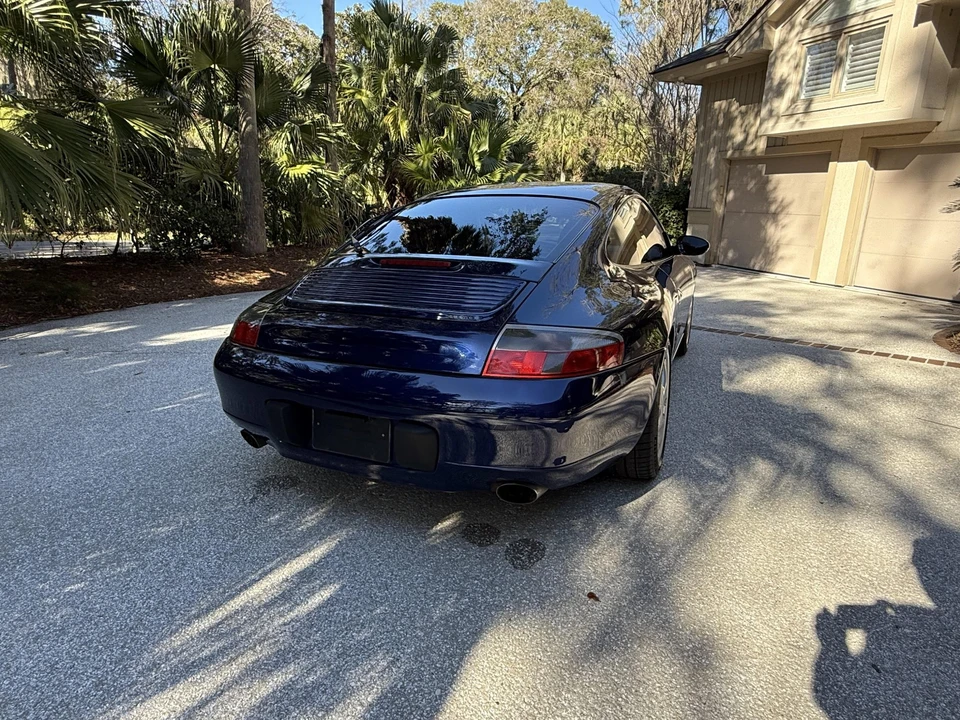 2001 Porsche 996 Carrera 4 - Image 17 of 31